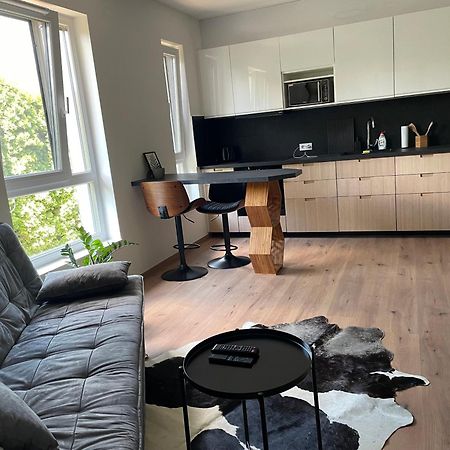 Hexagon Apartman Сегед Экстерьер фото