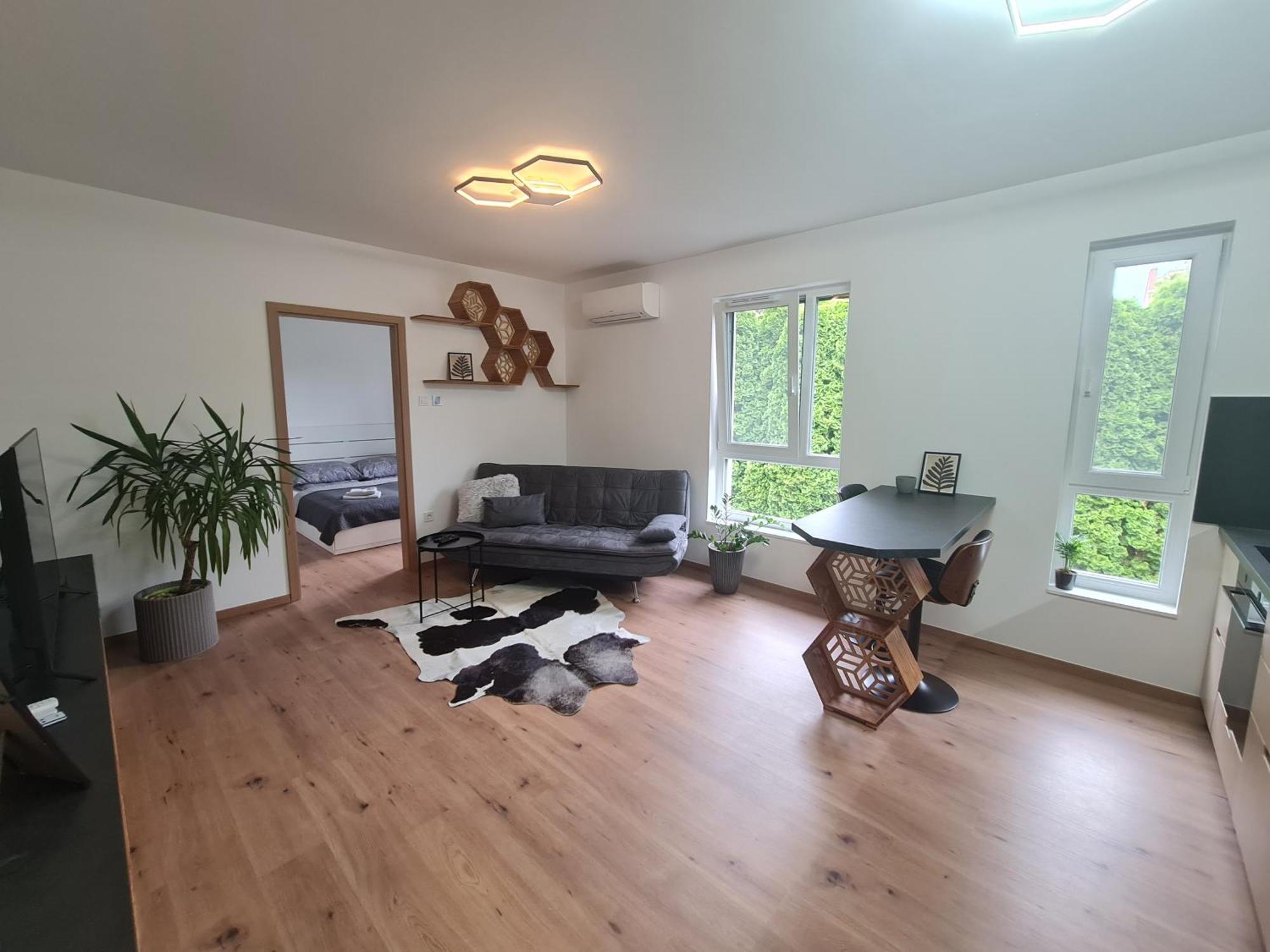 Hexagon Apartman Сегед Экстерьер фото